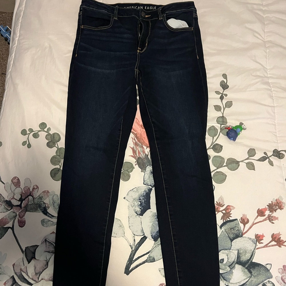 American Eagle skinny jeans